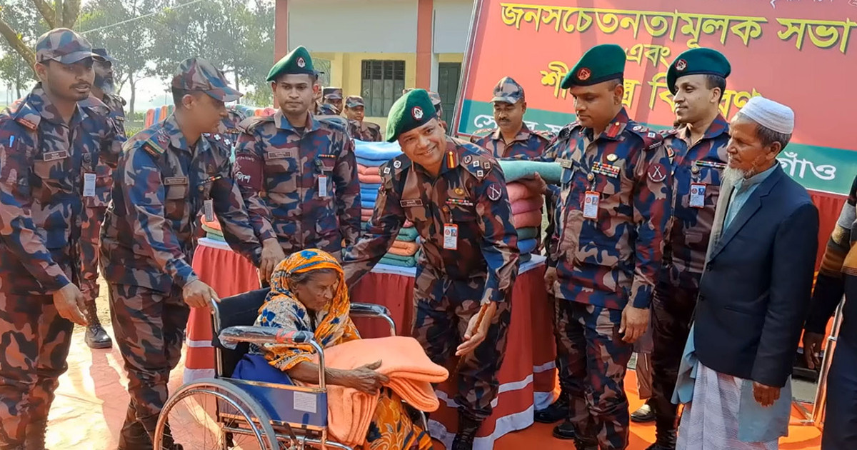 সচেতনতার বাণী নিয়ে সীমান্তবর্তী মানুষের কাছে ছুটছে বিজিবি