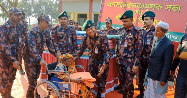 সীমান্তের বাসিন্দাদের সচেতন করছে বিজিবি