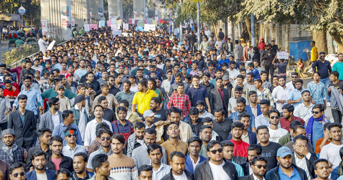 ‘গোপন রাজনীতি’ নিষিদ্ধের দাবি উঠলো কেন্দ্রীয় শহীদ মিনারে