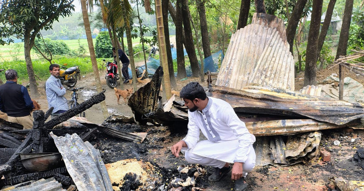 চুলার আগুনে দগ্ধ হয়ে স্বামী-স্ত্রীর মৃত্যু