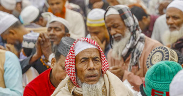 আখেরি মোনাজাতে শেষ হলো প্রথম পর্বের বিশ্ব ইজতেমা