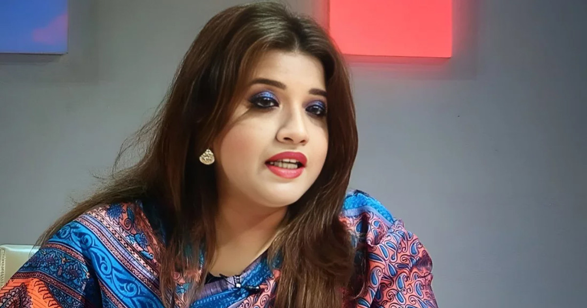 ‘শেখ পরিবারের একজনকেও ধরতে পারল না কেন’