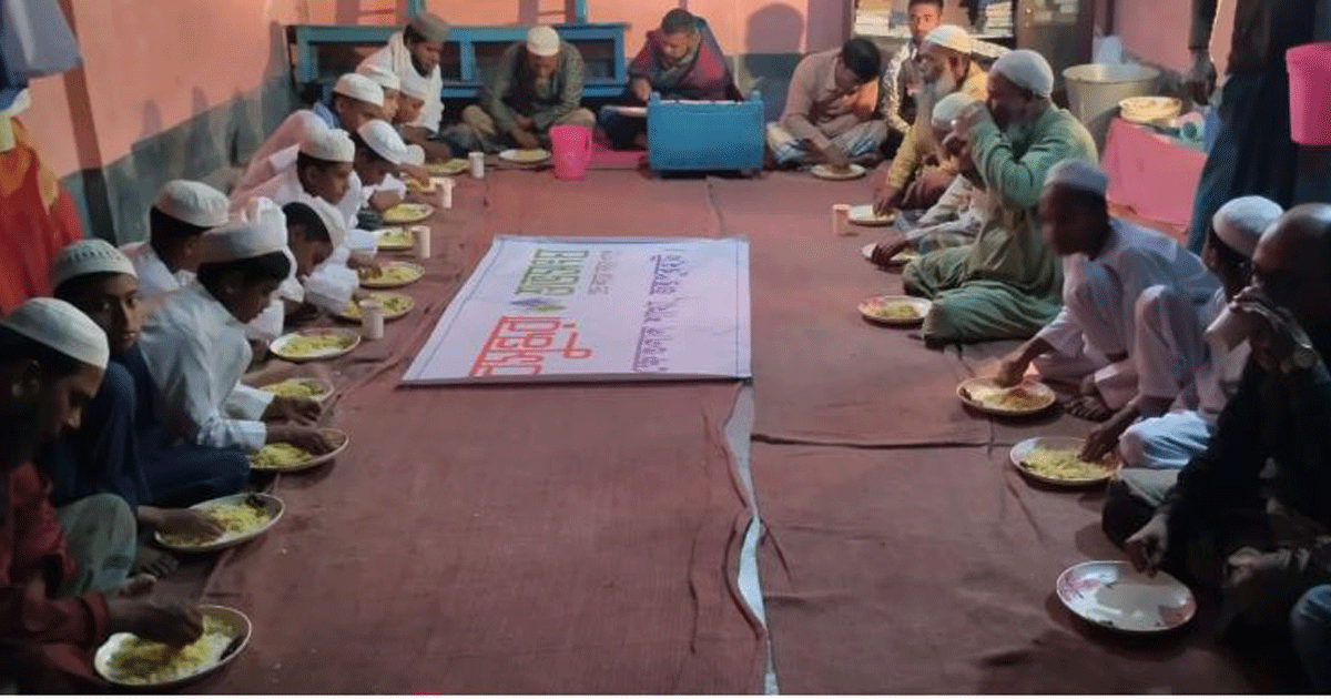 এতিম শিশুদের সাথে রাতের খাবার খেলেন বসুন্ধরা শুভসংঘের বন্ধুরা