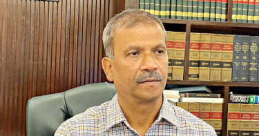 ‘এটি সম্পূর্ণ মিথ্যা খবর’, যে কারণে বললেন আসিফ নজরুল