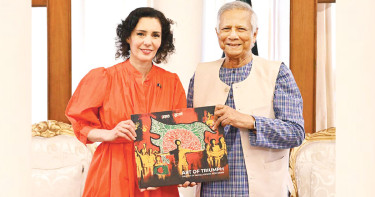 আপনি এক ব্যতিক্রমী সময়ে অসাধারণ কাজ করেছেন, ড. ইউনূসকে ইইউ কমিশনার