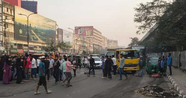 বনানীতে গাড়িচাপায় ২ শ্রমিক নিহত, অবরোধে তীব্র যানজট