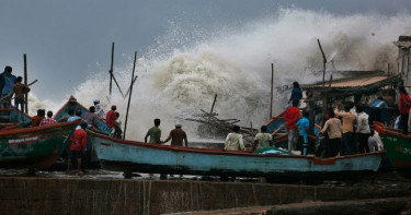 বাংলাদেশ-ইরাক থেকে ভারতের পথে সাইক্লোন, ১৮ রাজ্যে সতর্কতা