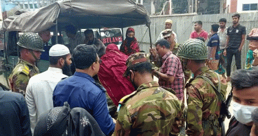 লক্ষ্মীপুরে যৌথবাহিনীর অভিযান, সদর হাসপাতাল থেকে ৭ দালাল আটক