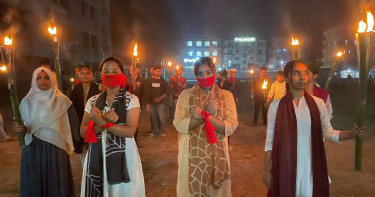 ধর্ষণের শিকার শিশুটির মৃত্যুতে টাঙ্গাইলে শিক্ষার্থীদের মশাল মিছিল