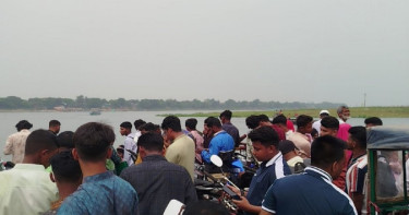 শুকনো হাওরেও পর্যটকদের উপচে-পড়া ভিড়