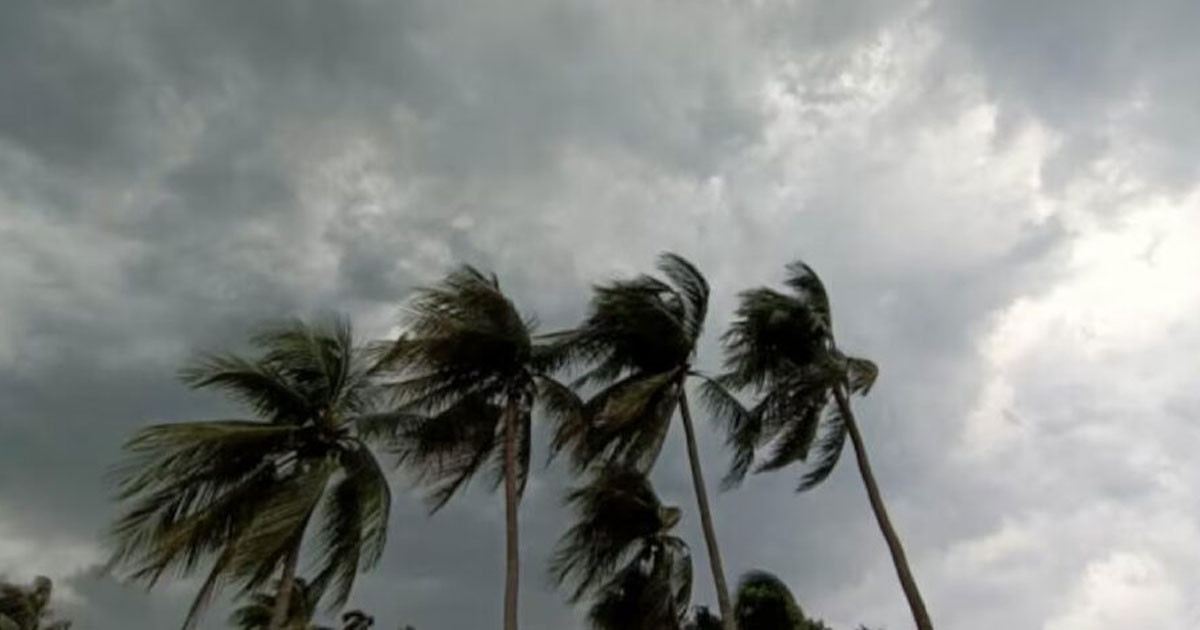 দুপুরের মধ্যে ২ জেলায় ৬০ কিমি বেগে ঝড়ের আভাস
