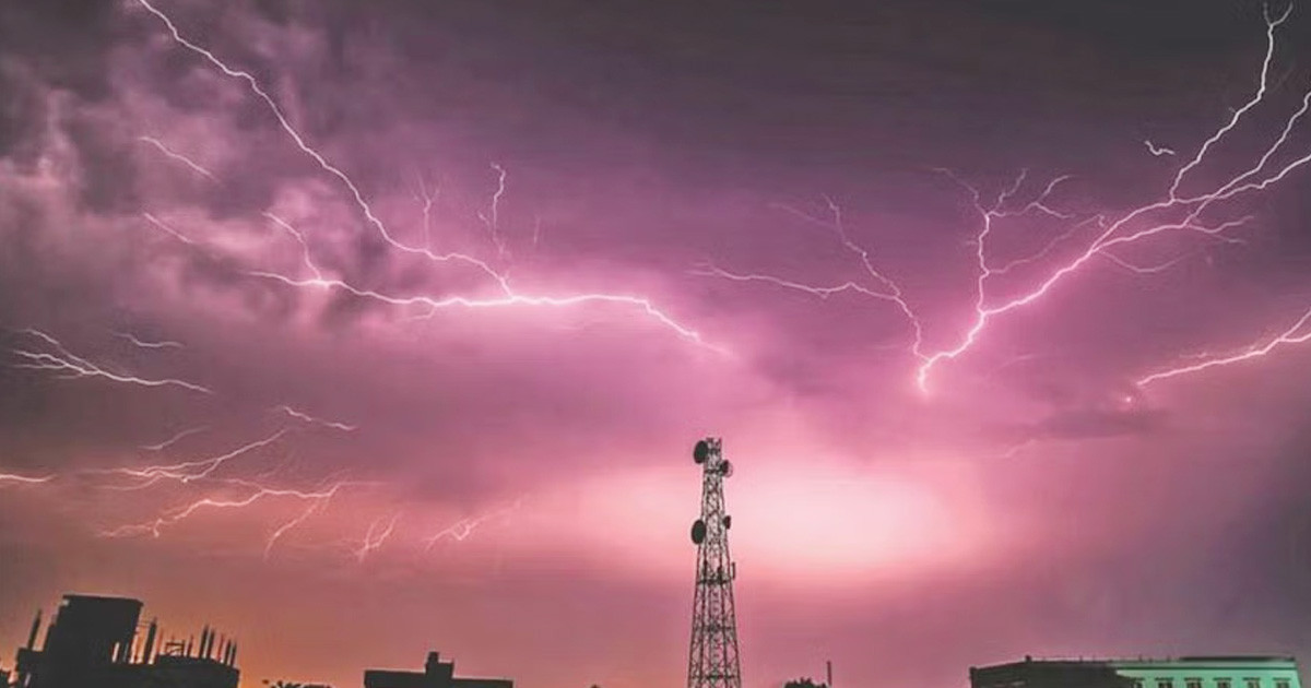 বজ্রপাত কি অন্ধত্বের কারণ হতে পারে?