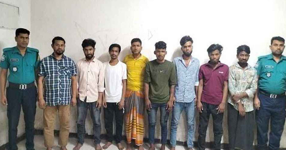 মোহাম্মদপুরে পুলিশের অভিযানে গ্রেপ্তার ৮