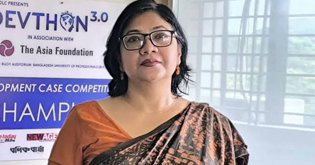 রেজিস্ট্রারকে অবসরে পাঠিয়ে নিজেই অতিরিক্ত দায়িত্বে উপাচার্য