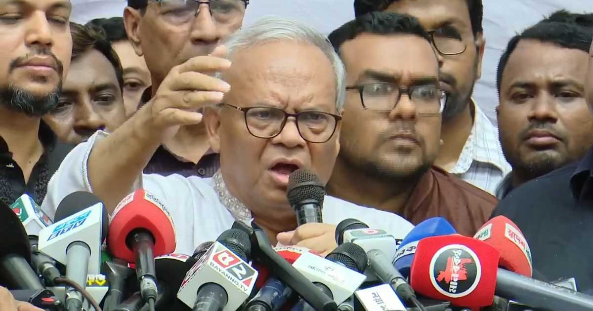 সরকার পরিকল্পিতভাবে বিএনপি নেতাদের জেলে আটক রাখছে: রিজভী