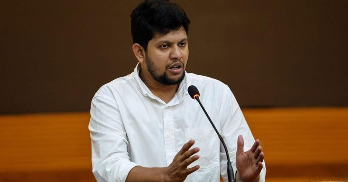 বিনা নোটিশে কোনো সাংবাদিককে চাকরিচ্যুত করার সুযোগ নেই: মাহফুজ আলম