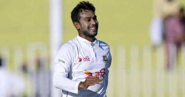আইসিসির মাসসেরার মনোনয়ন পেল মেহেদী মিরাজ