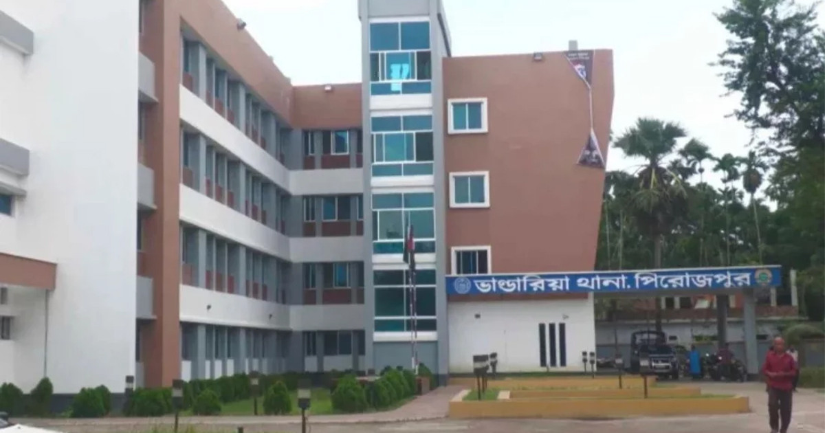 বিয়ের ১০ দিনের মাথায় স্ত্রী-শ্বাশুড়িকে হত্যার পর ঘরে আগুন দিলো যুবক