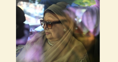 বেগম জিয়া যেন আদর্শের বাতিঘর