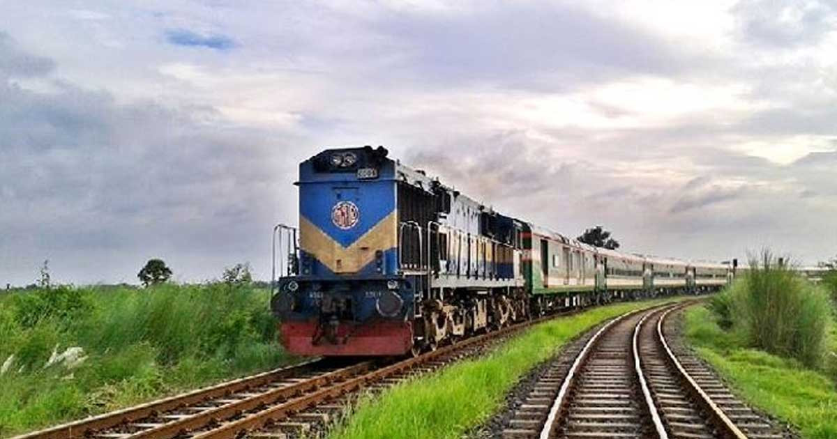 ঢাকার সঙ্গে চট্টগ্রাম-সিলেটের রেল যোগাযোগ বন্ধ