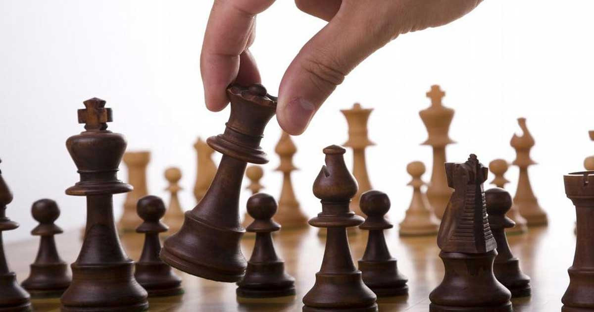 আফগানিস্তানে নিষিদ্ধ হলো দাবা খেলা