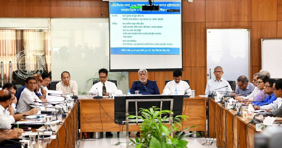 ঈদের সময় ‘যাত্রীপ্রতি ২০০ টাকা’ অতিরিক্ত ভাড়া চান বাস মালিকরা