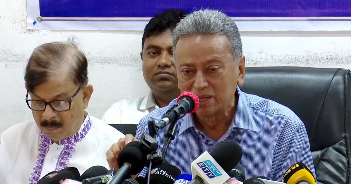 বিনিয়োগ নিয়ে দেশে চলছে সার্কাস: আমীর খসরু