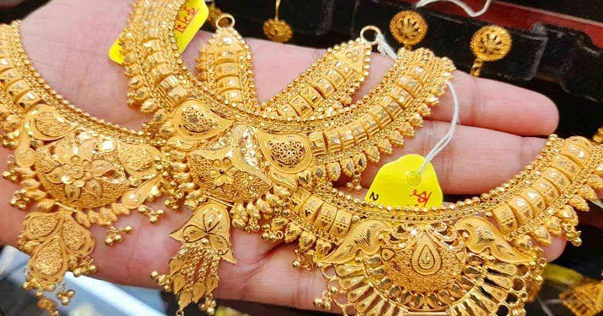 দেশের বাজারে বাড়লো স্বর্ণের দাম, ভরি কত?