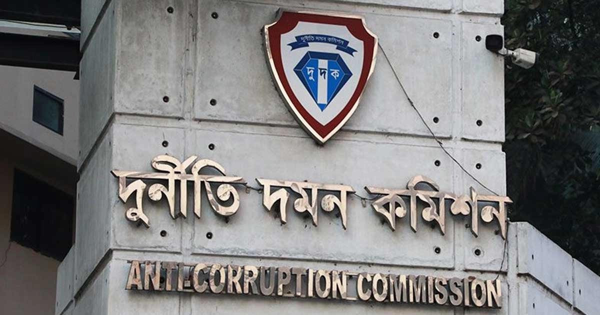 স্ত্রীসহ সাবেক আইনমন্ত্রীর এপিএস রাশেদুলের দেশত্যাগে নিষেধাজ্ঞা