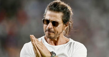 ভারত-পাকিস্তান যুদ্ধ নিয়ে এখনো চুপ শাহরুখ, এলো বড় সিদ্ধান্ত!