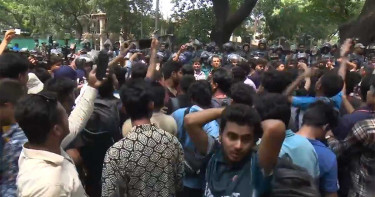 জগন্নাথ বিশ্ববিদ্যালয়ের শিক্ষার্থীরা কেন আন্দোলন করছেন?