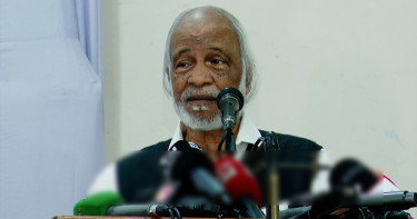 শিক্ষার্থীদের পড়াশোনায় মনোযোগী হওয়ার তাগিদ দিলেন ড. মঈন খান