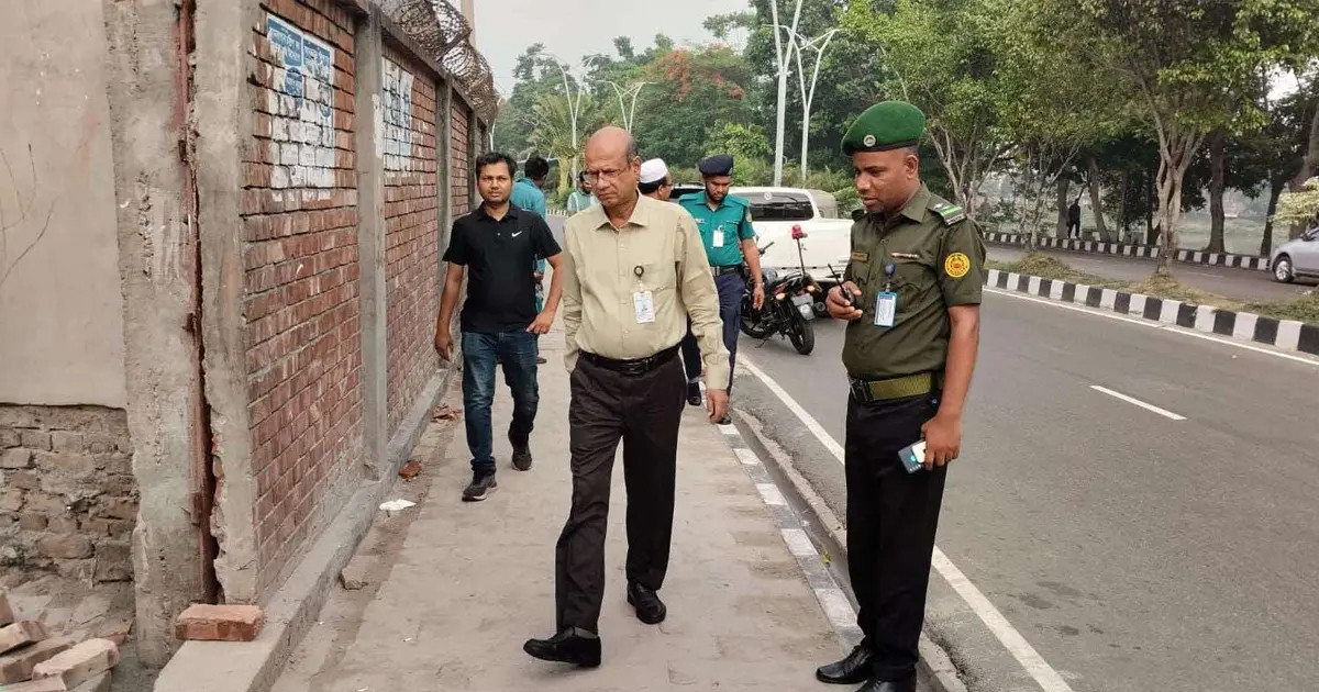 হাতিরঝিলে ভাঙা সীমানা দ্রুত মেরামতের নির্দেশ রাজউকের