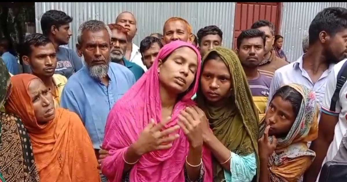 বিদ্যুৎস্পৃষ্ট গরু বাঁচাতে গিয়ে প্রথমে ছেলে পরে মায়ের মৃত্যু