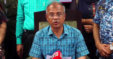পুশইন না করে বাংলাদেশিদের সঠিক নিয়মে পাঠাতে বললেন স্বরাষ্ট্র উপদেষ্টা