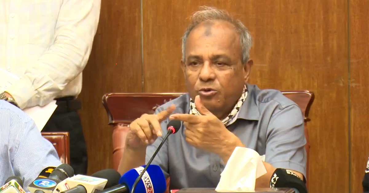 নুসরাত ফারিয়ার নামে মামলা আছে বলে গ্রেপ্তার করা হয়েছে: স্বরাষ্ট্র উপদেষ্টা