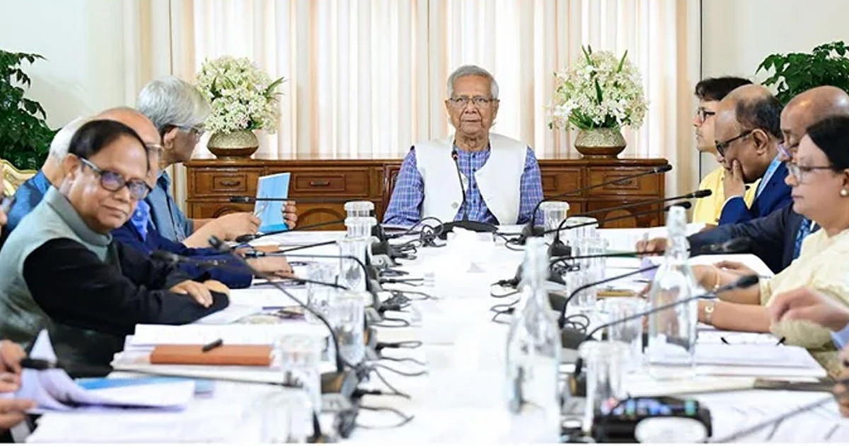 লুটপাটের অর্থ ব্যবস্থাপনায় বিশেষ তহবিল গঠনের নির্দেশ প্রধান উপদেষ্টার