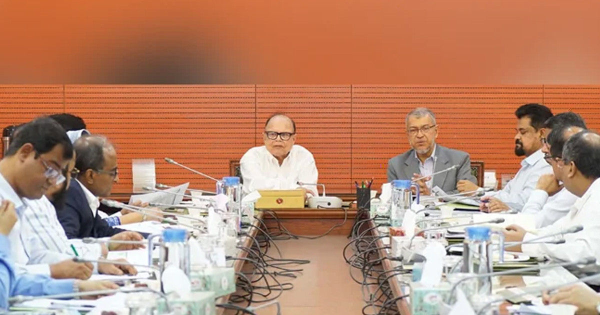 দেশে খাদ্যের কোনো ঘাটতি নেই: খাদ্য উপদেষ্টা
