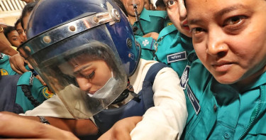 এজলাসে দাঁড়িয়ে কেঁদে ফেললেন নুসরাত ফারিয়া, ছিলেন চুপচাপ