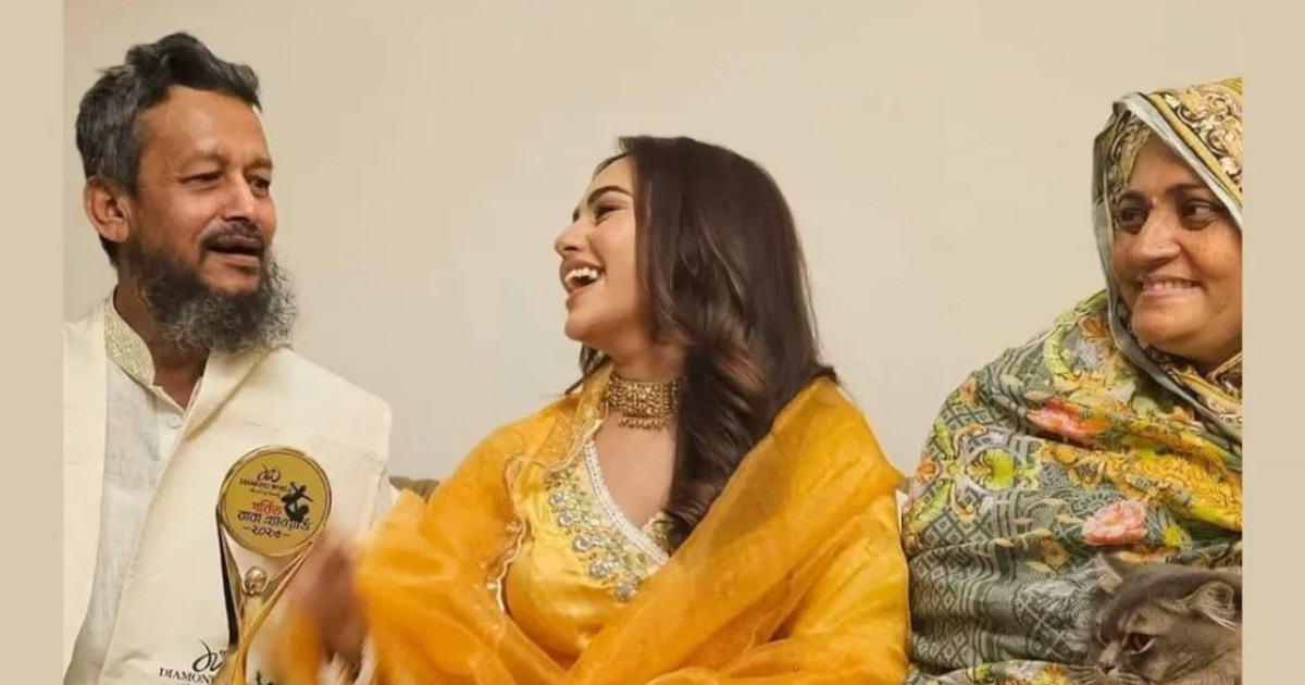 মুক্তি পেয়েই স্বজনদের বুকে ফিরলেন নুসরাত ফারিয়া