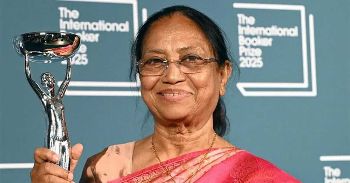 বুকার জয় করে ইতিহাস গড়লেন কন্নড় লেখিকা বানু মুশতাক