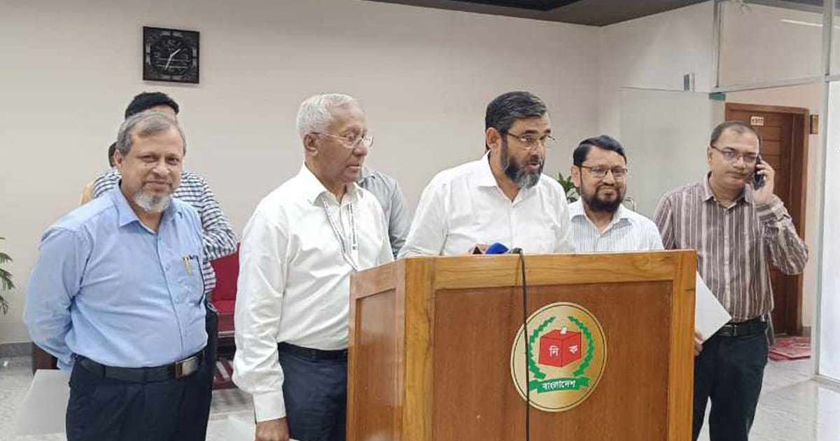 ভোটকেন্দ্র স্থাপনে ডিসি-এসপির কমিটি বাতিল: নির্বাচন কমিশন