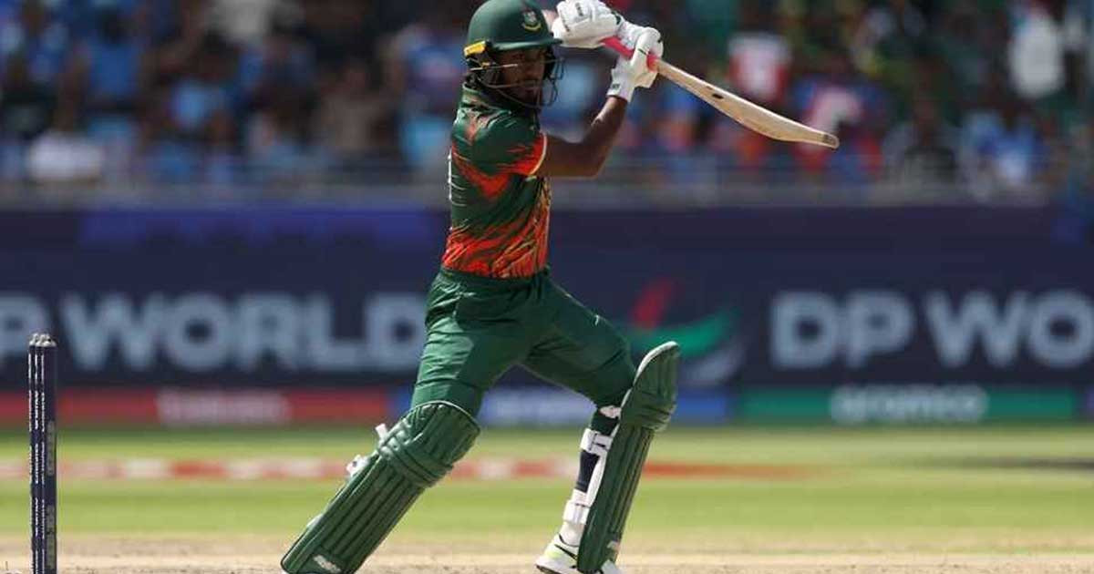 জাকের আলীর লড়াইয়ে চ্যালেঞ্জিং পুঁজি পেল বাংলাদেশ
