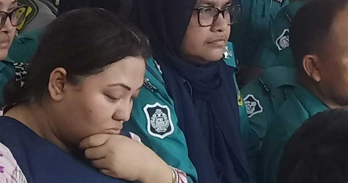 ৬ দিনের রিমান্ডে মমতাজ