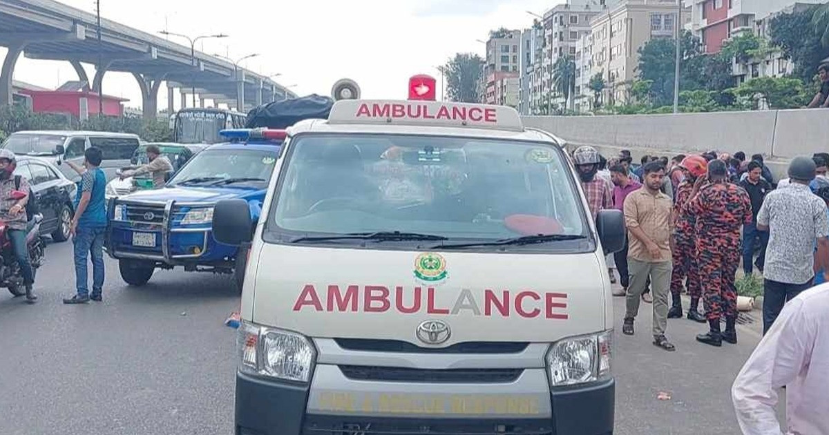 বনানীতে মোটরসাইকেল দুর্ঘটনায় নিহত ২