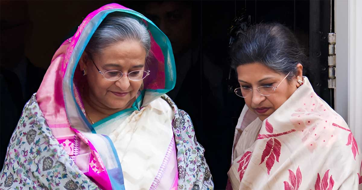 পদত্যাগের অনুরোধ জানিয়ে হাসিনার পা ধরেছিলেন শেখ রেহানা
