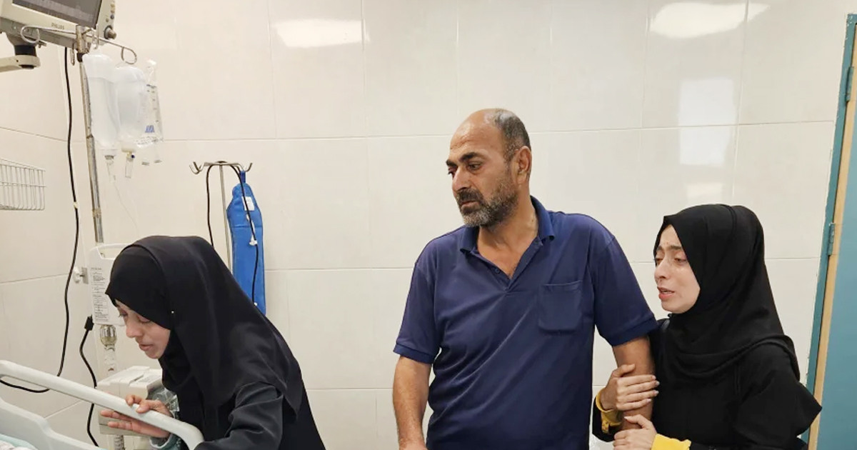১০ সন্তানকে বাসায় রেখে ডিউটিতে চিকিৎসক মা, পরে সেই হাসপাতালেই এলো ৭ জনের মরদেহ