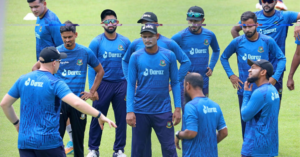 টাইগারদের ভারসাম্য নিয়ে শঙ্কায় সিমন্স