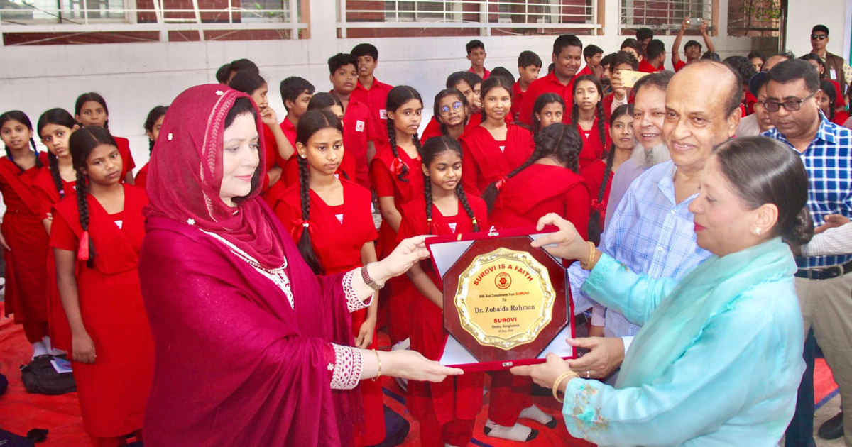 ধানমন্ডিতে ‘সুরভি’ পরিদর্শনে ডা. জুবাইদা রহমান