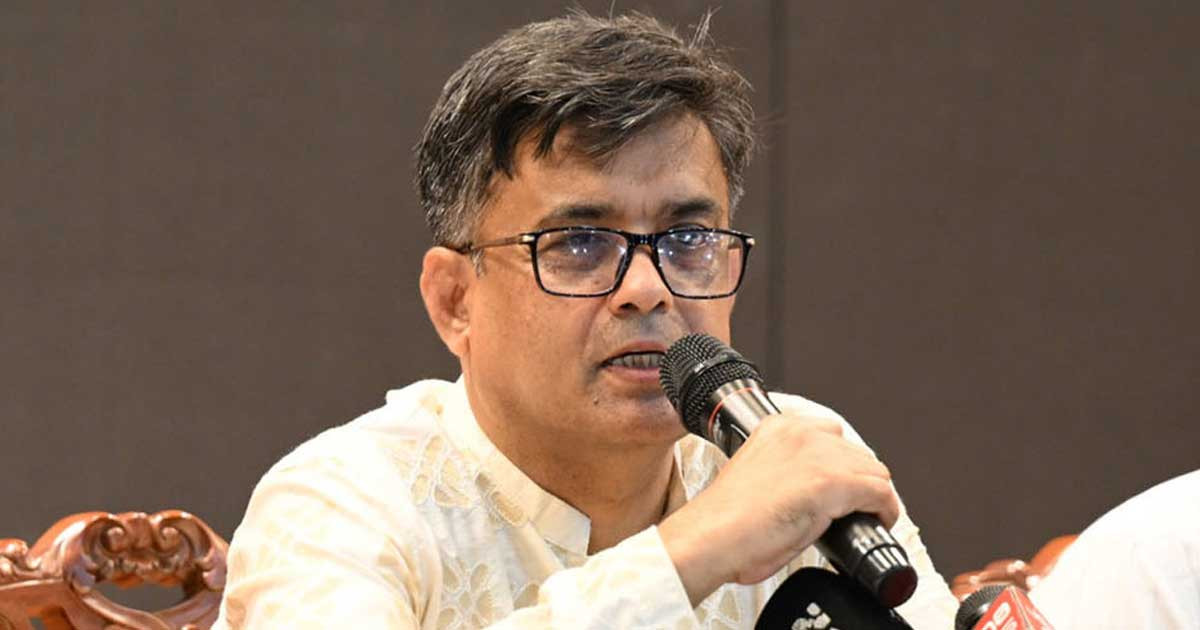 সরকারি চাকরিজীবীদের ব্যাপারে সরকারের অবস্থান স্পষ্ট করলেন প্রেসসচিব